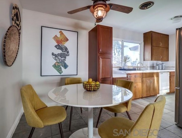 893 Maria Way, Chula Vista CA  91911-1524 exterior