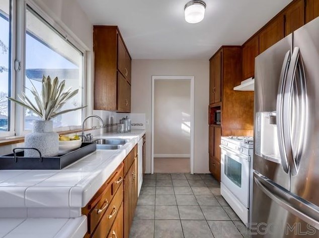 893 Maria Way, Chula Vista CA  91911-1524 exterior