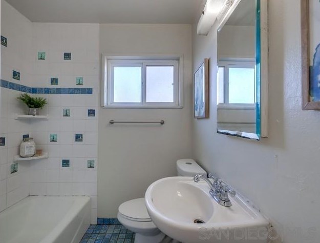 893 Maria Way, Chula Vista CA  91911-1524 exterior