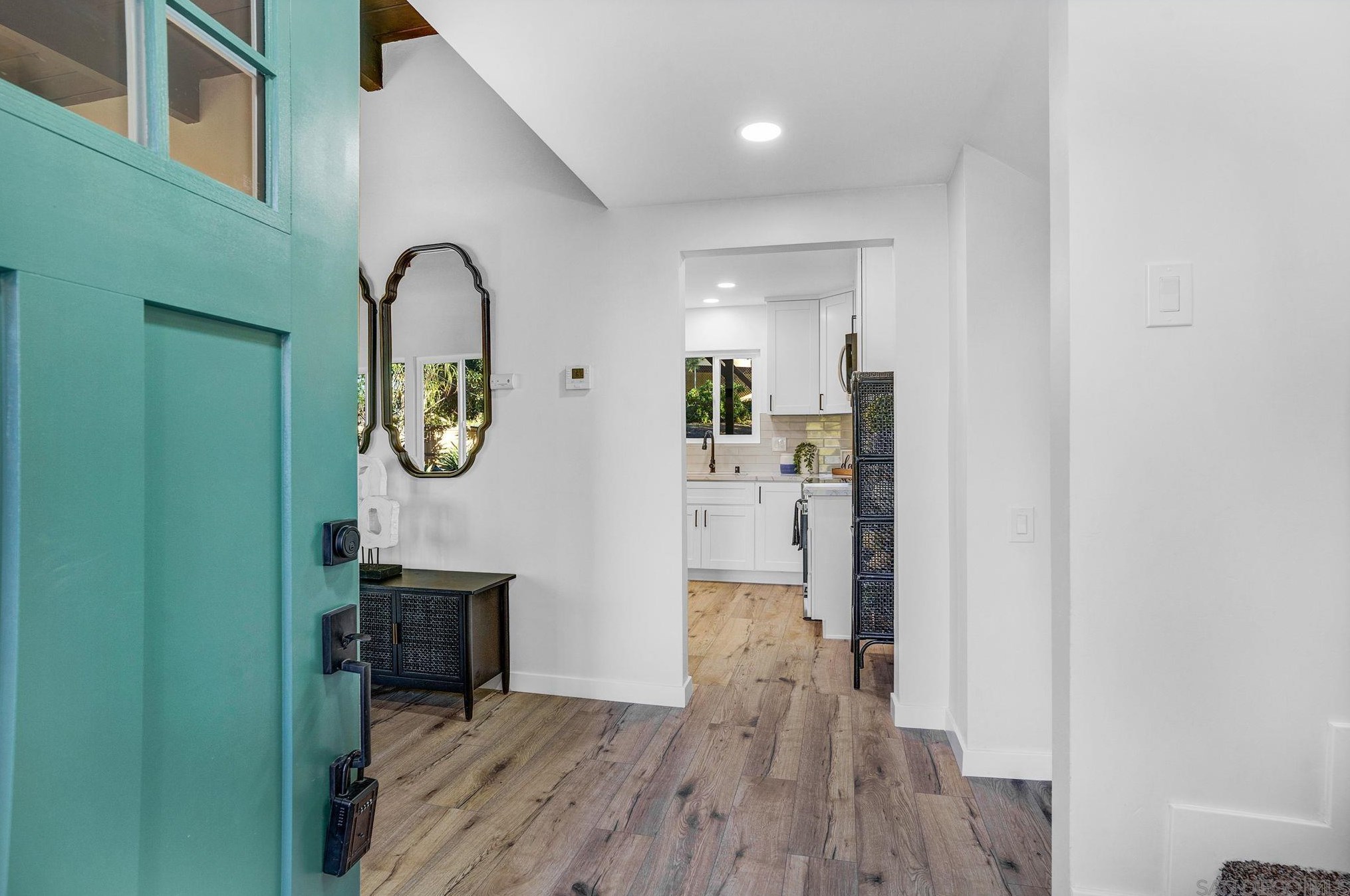 1311 Morning Glory Pl, Vista, CA 92084