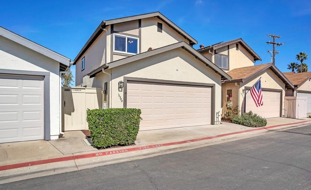10388 Rochelle Ave, Santee, CA 92071