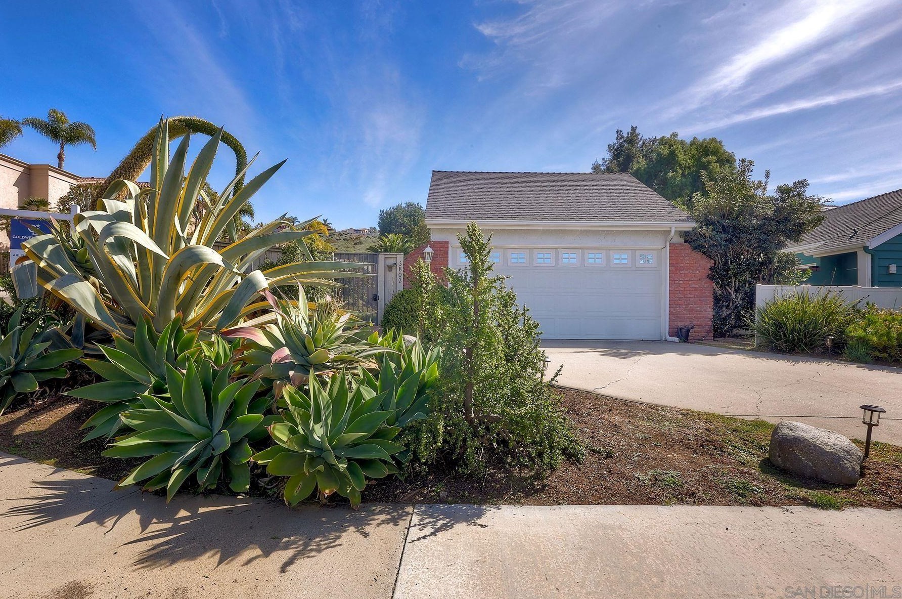 6802 Urubu St, Carlsbad, CA 92009