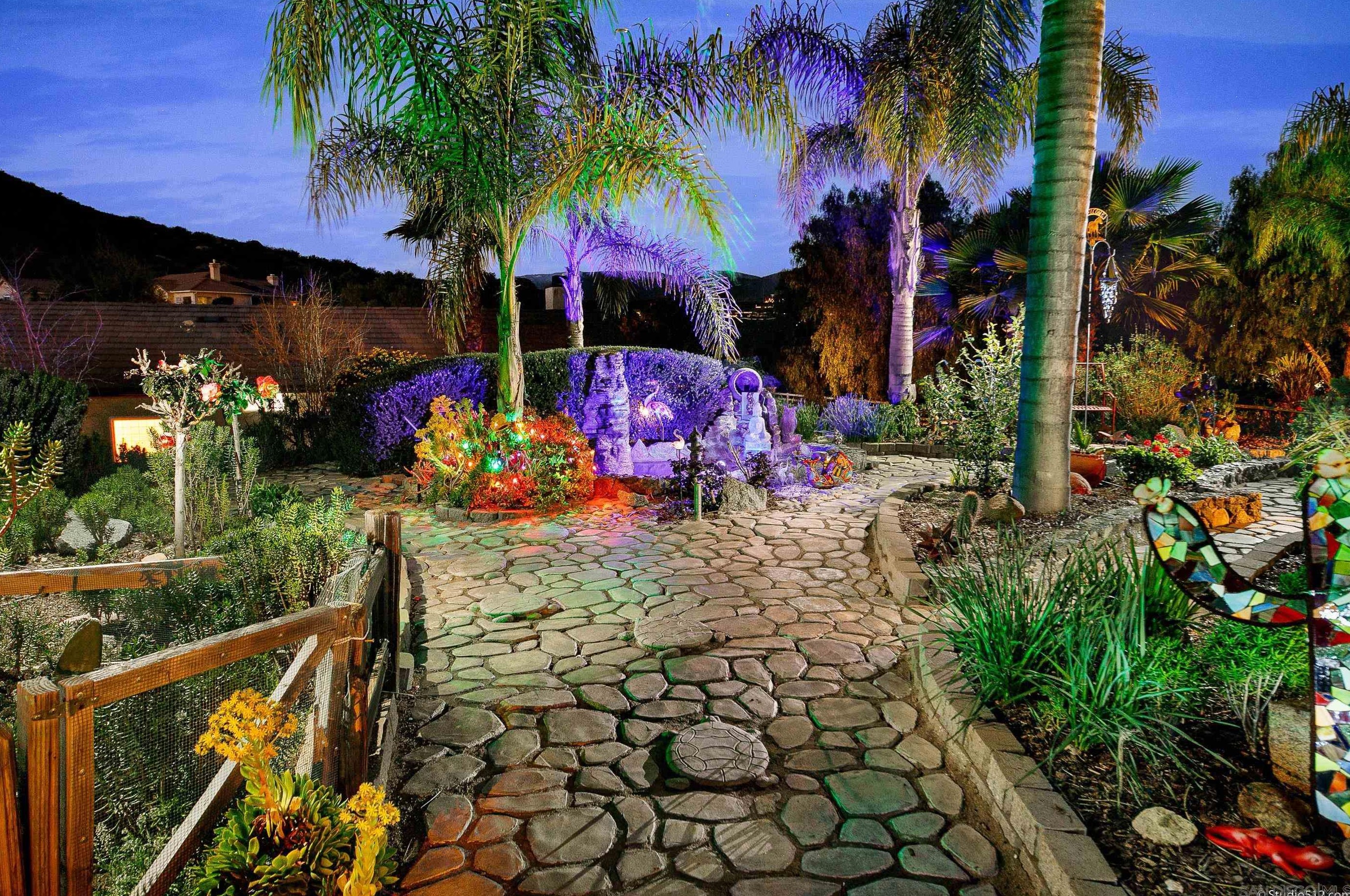 15592 Hawksbury Ln, Valley Center, CA 92082