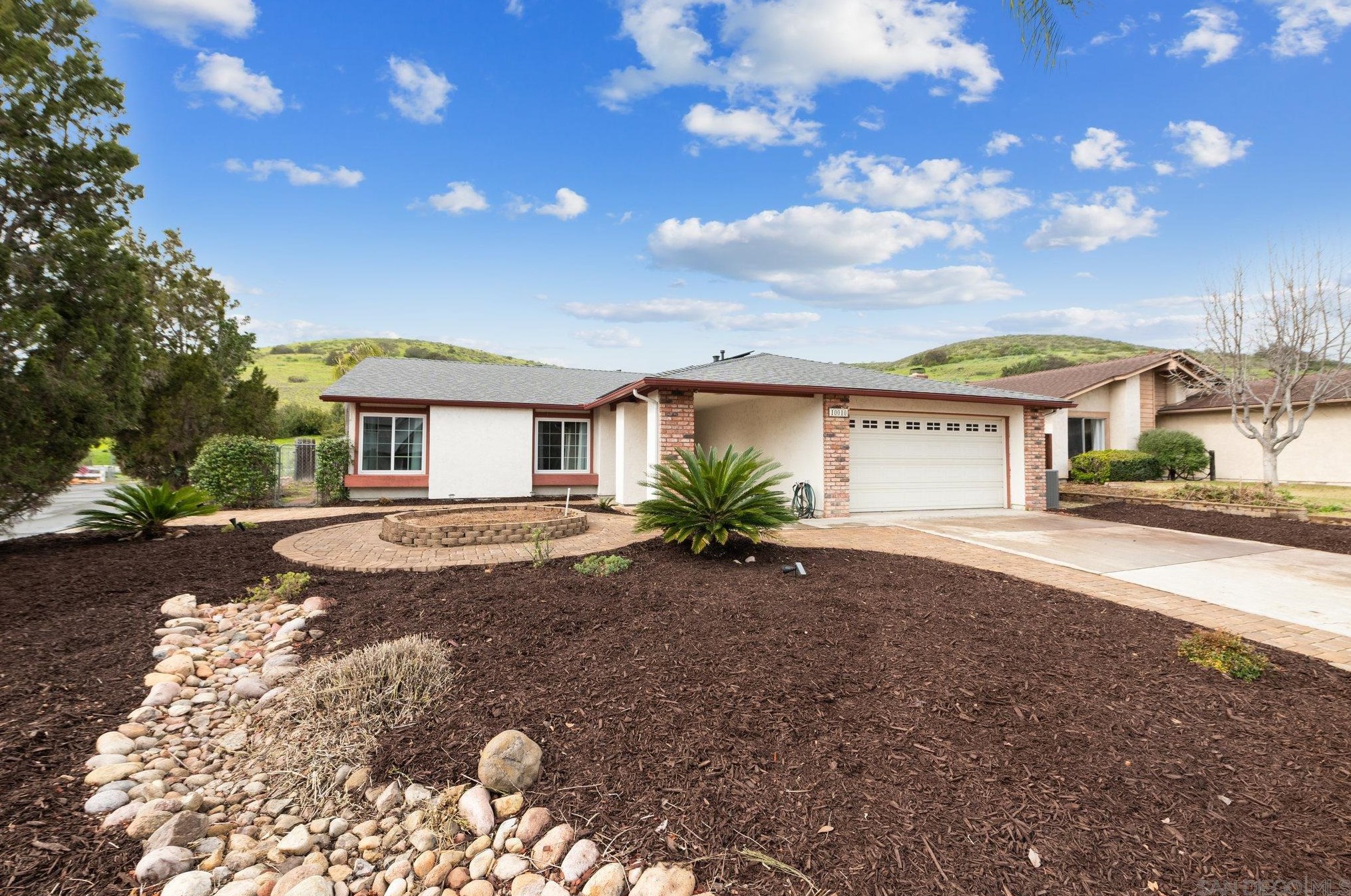 10010 Halberns Blvd, Santee, CA 92071