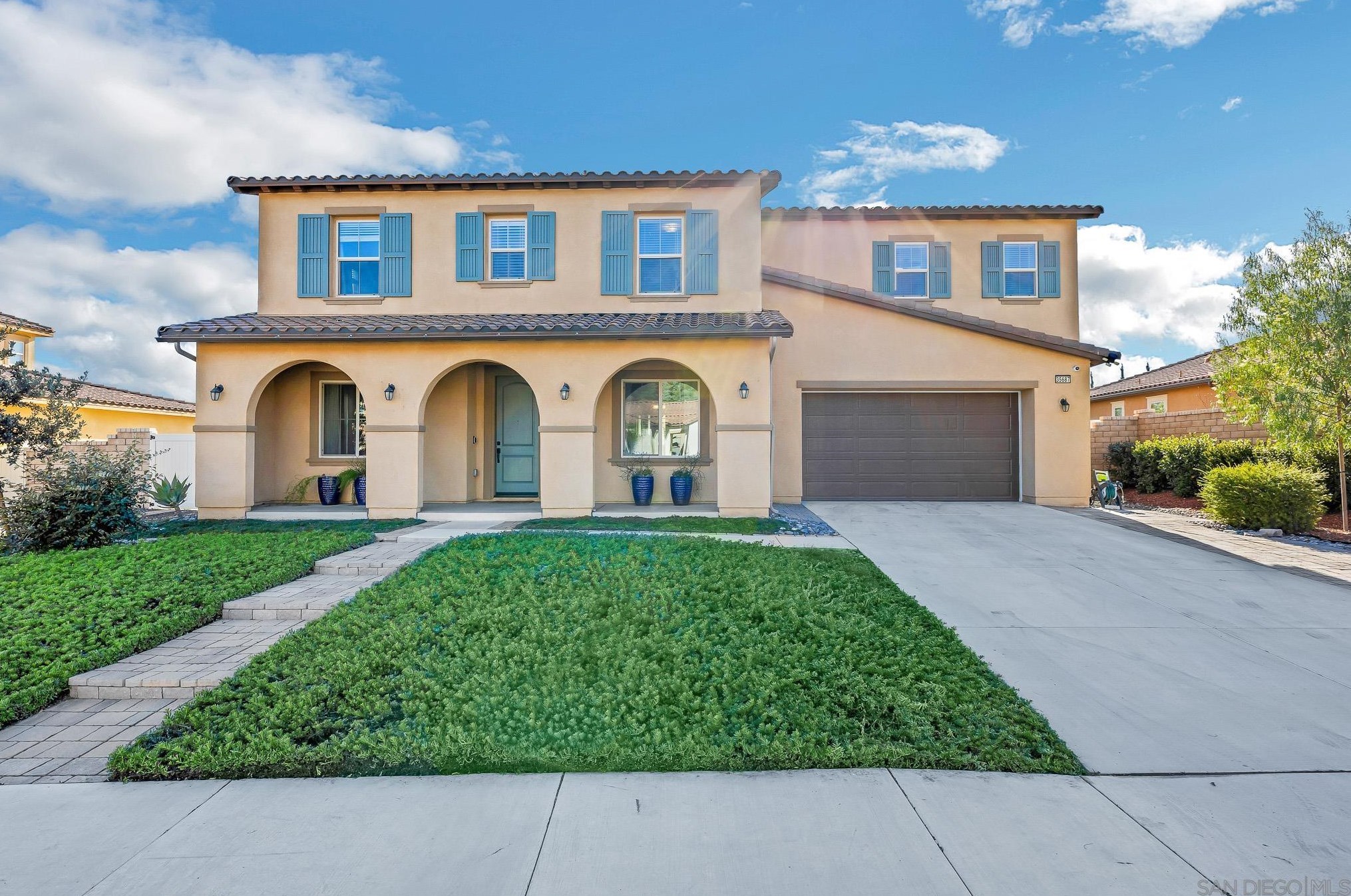 35687 Ginger Tree, Winchester, CA 92596