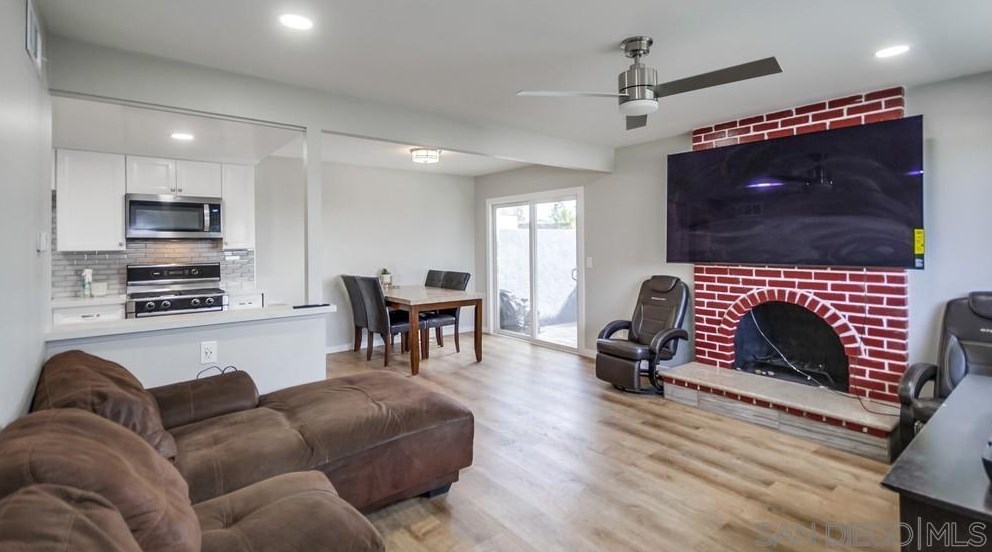 40 Quintard St, Chula Vista, CA 91911-4412