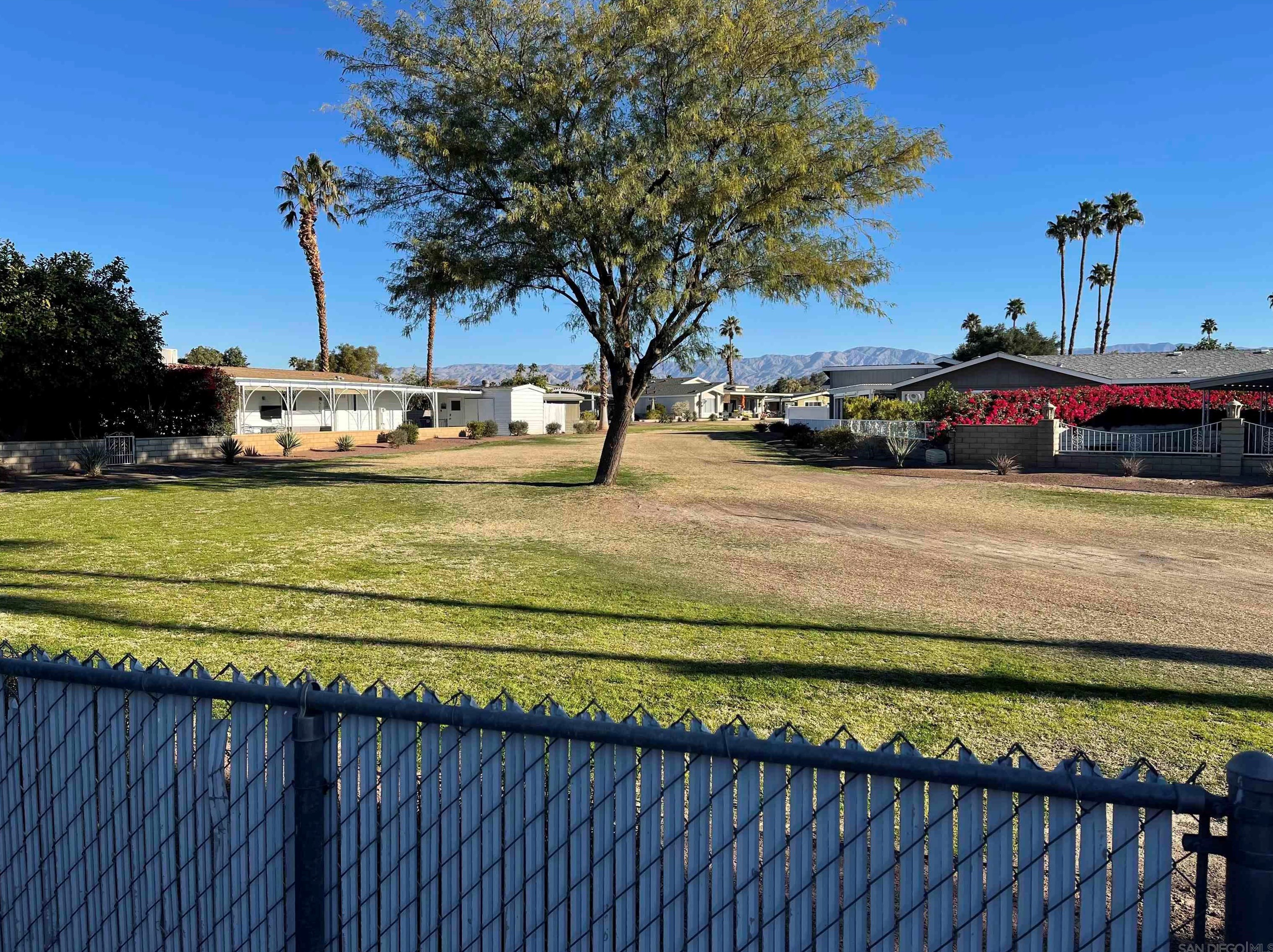 38370 Devils Canyon Dr, Palm Desert, CA 92260-1044