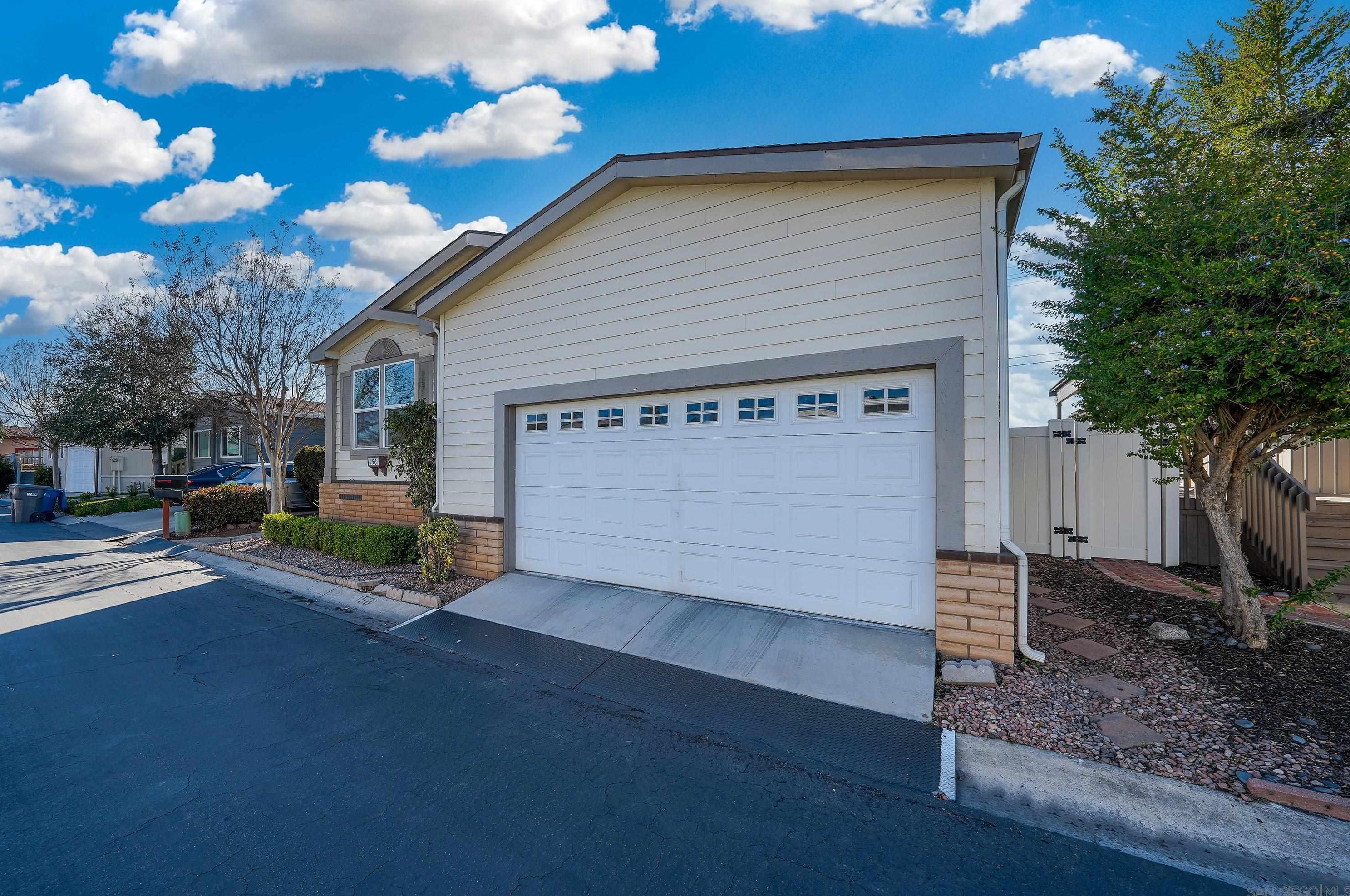 9255 N Magnolia Ave Spc 156, Santee, CA 92071