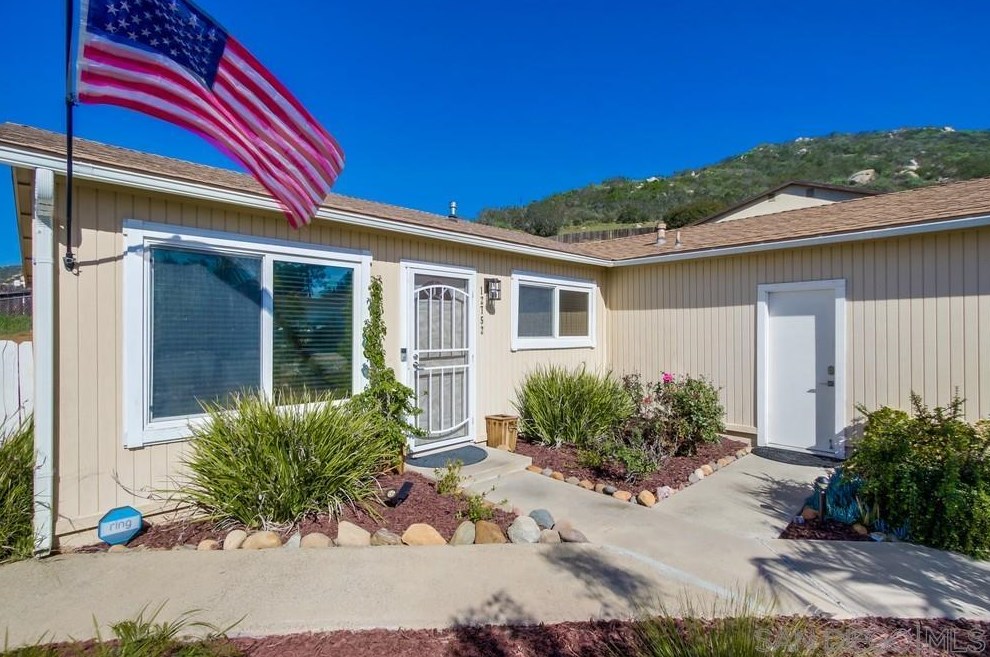 12752 Roberto Way, Poway, CA 92064
