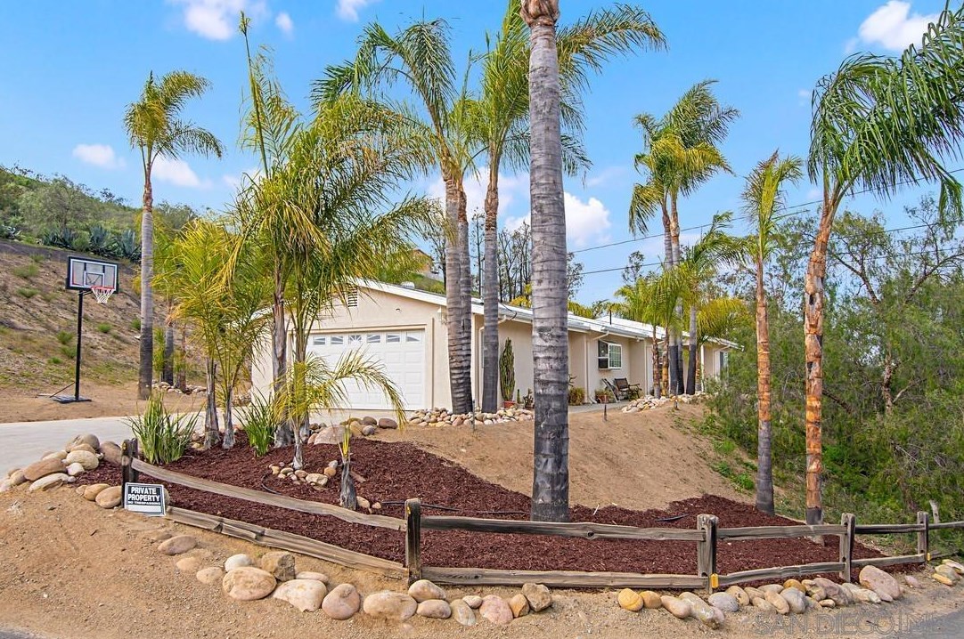 12820 Claire Dr, Poway, CA 92064-5825