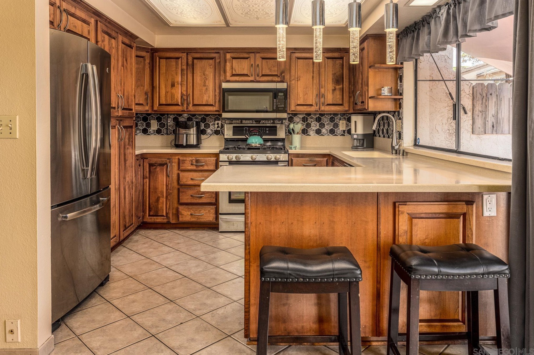 3030 Plaza Natalia, Bonita CA  91902-1607 exterior