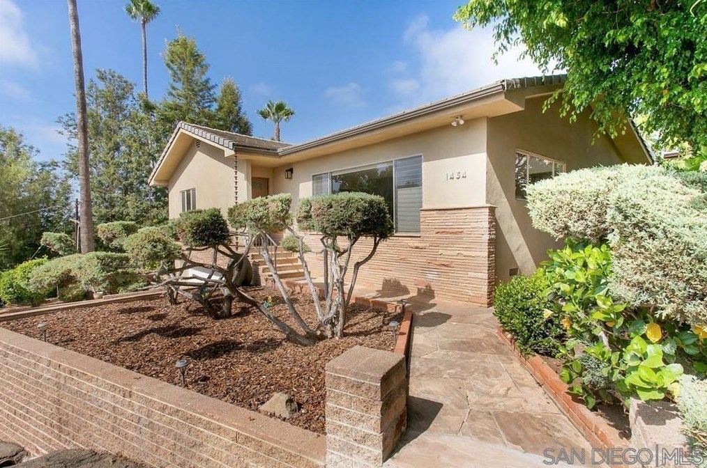 1434 Park Hill Ln, Escondido, CA 92025
