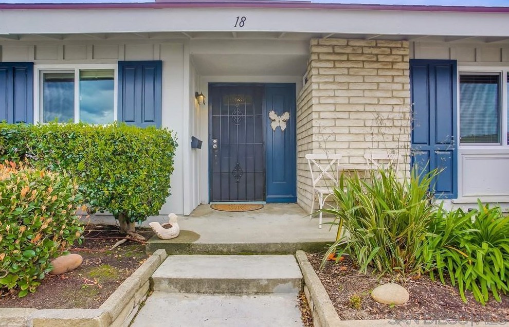 3615 Vista Bella 18, Oceanside, CA 92057