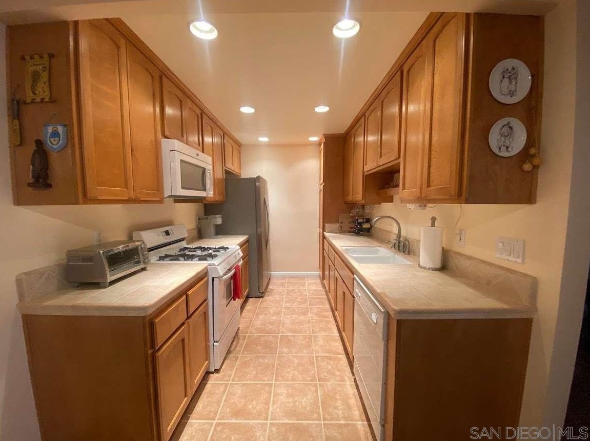 20547 S Vermont Ave #5, Torrance, CA 90502