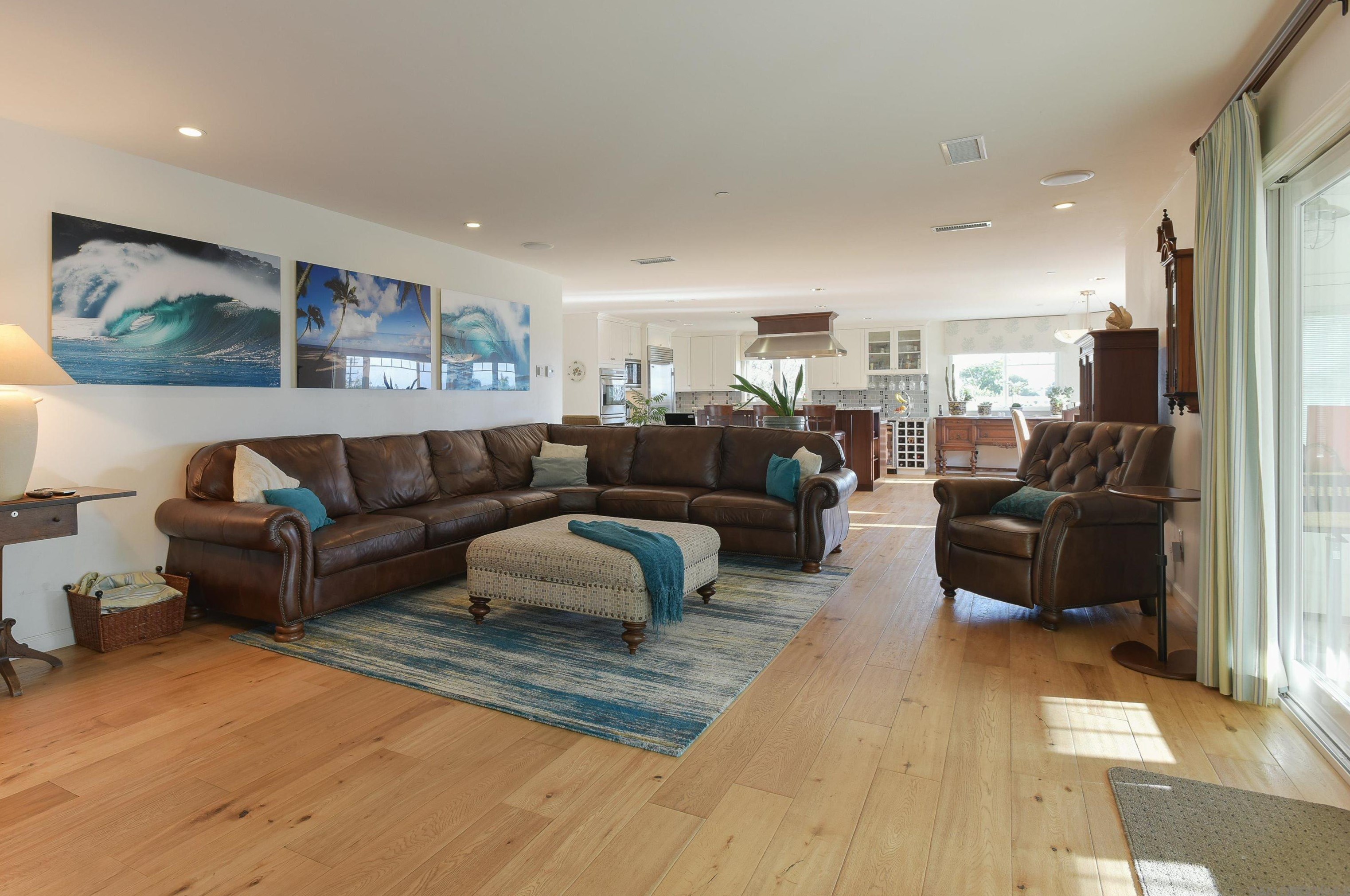 222-24 Barbara Ave, Solana Beach CA  92075-1232 exterior