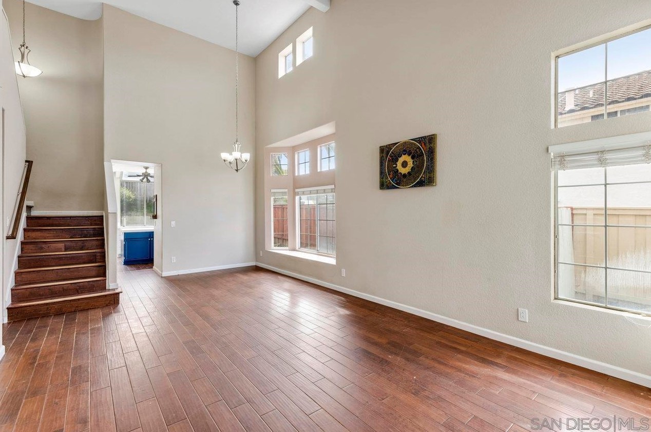 4887 Motif St, Oceanside, CA 92057