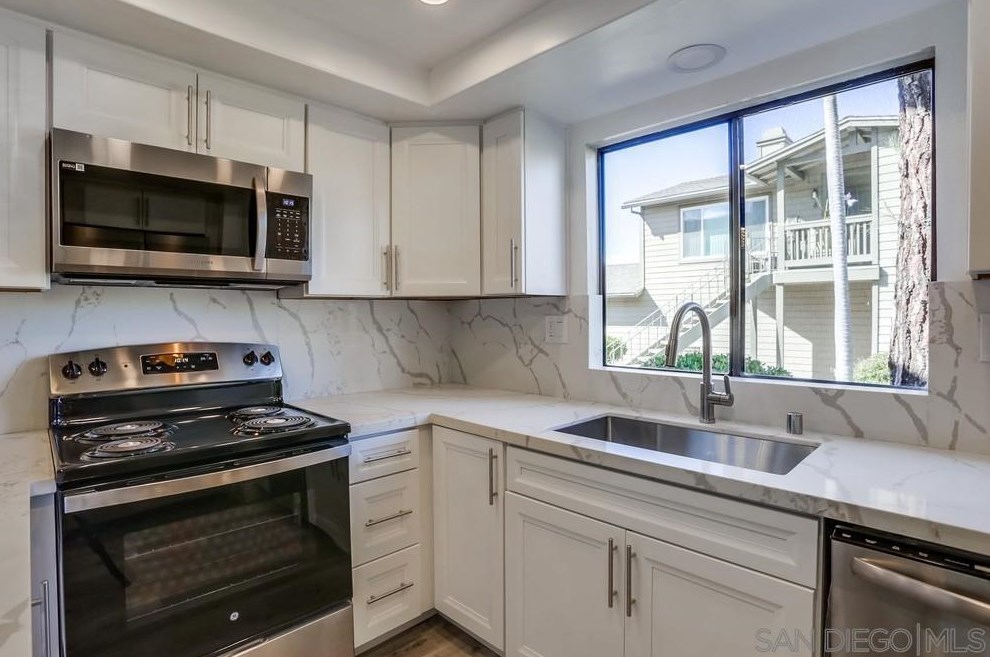 1483 Broadway N, El Cajon, CA 92021