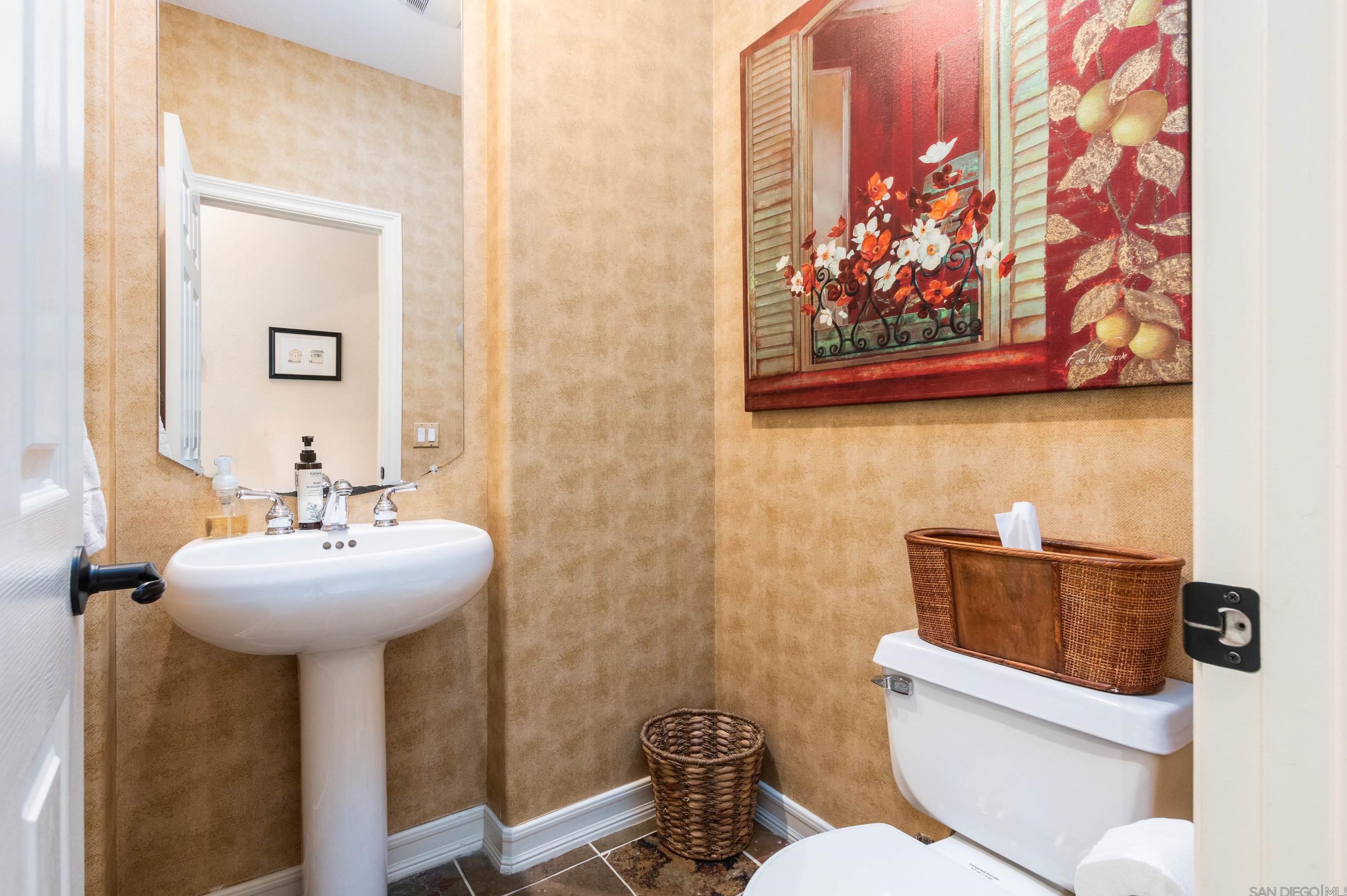 11772 Treadwell Dr, Poway CA  92064-6122 exterior