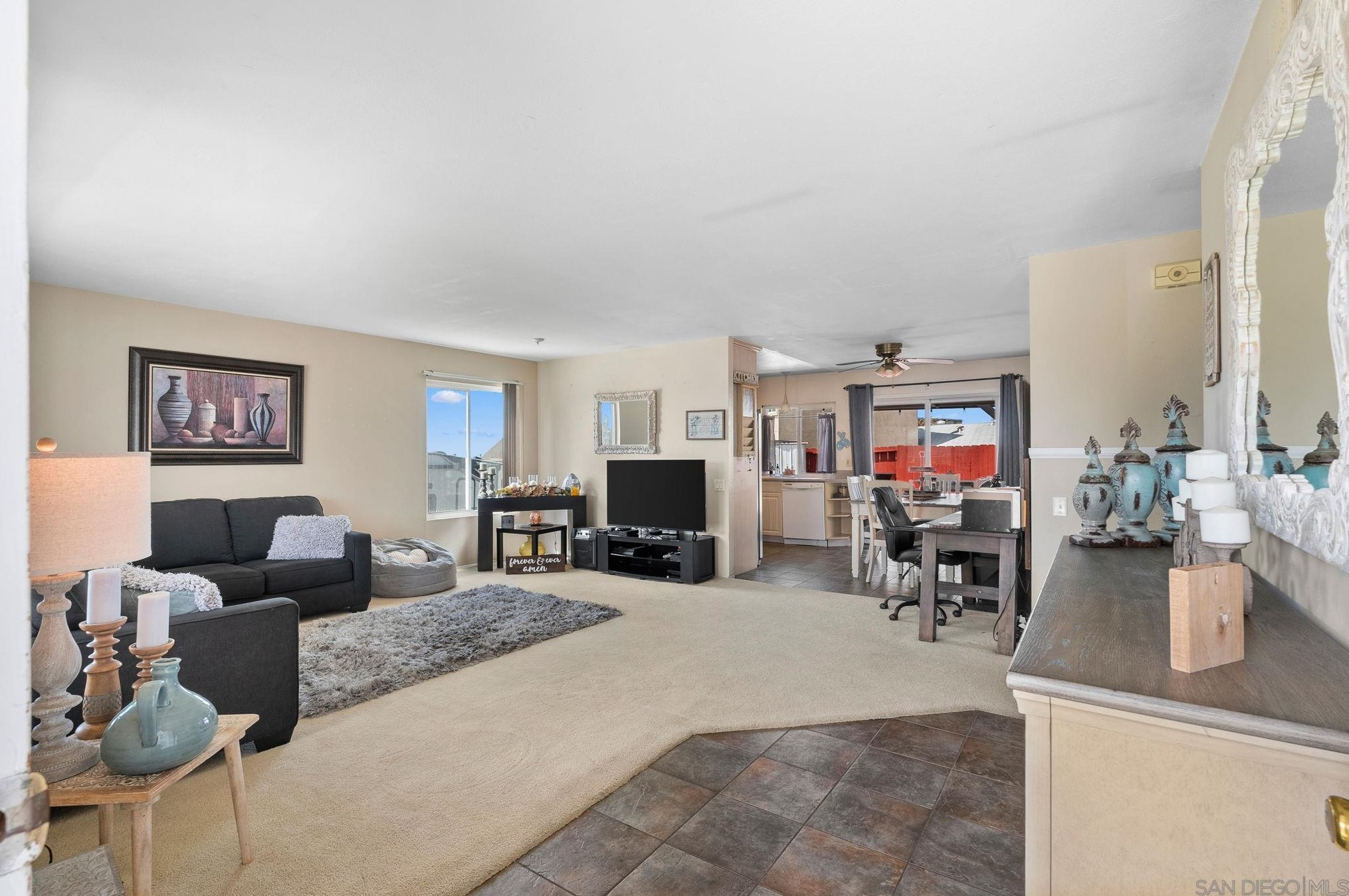 463 Thrush St, Chula Vista CA  91911-3846 exterior