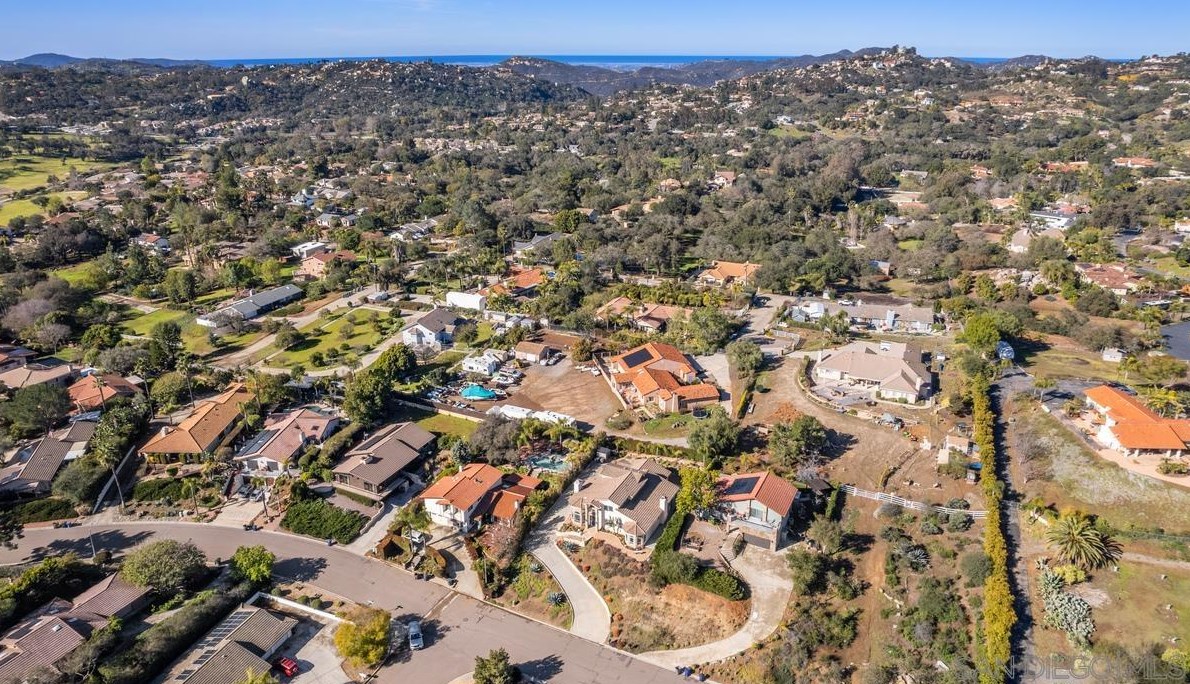 28244 Faircrest Way, Escondido, CA 92026