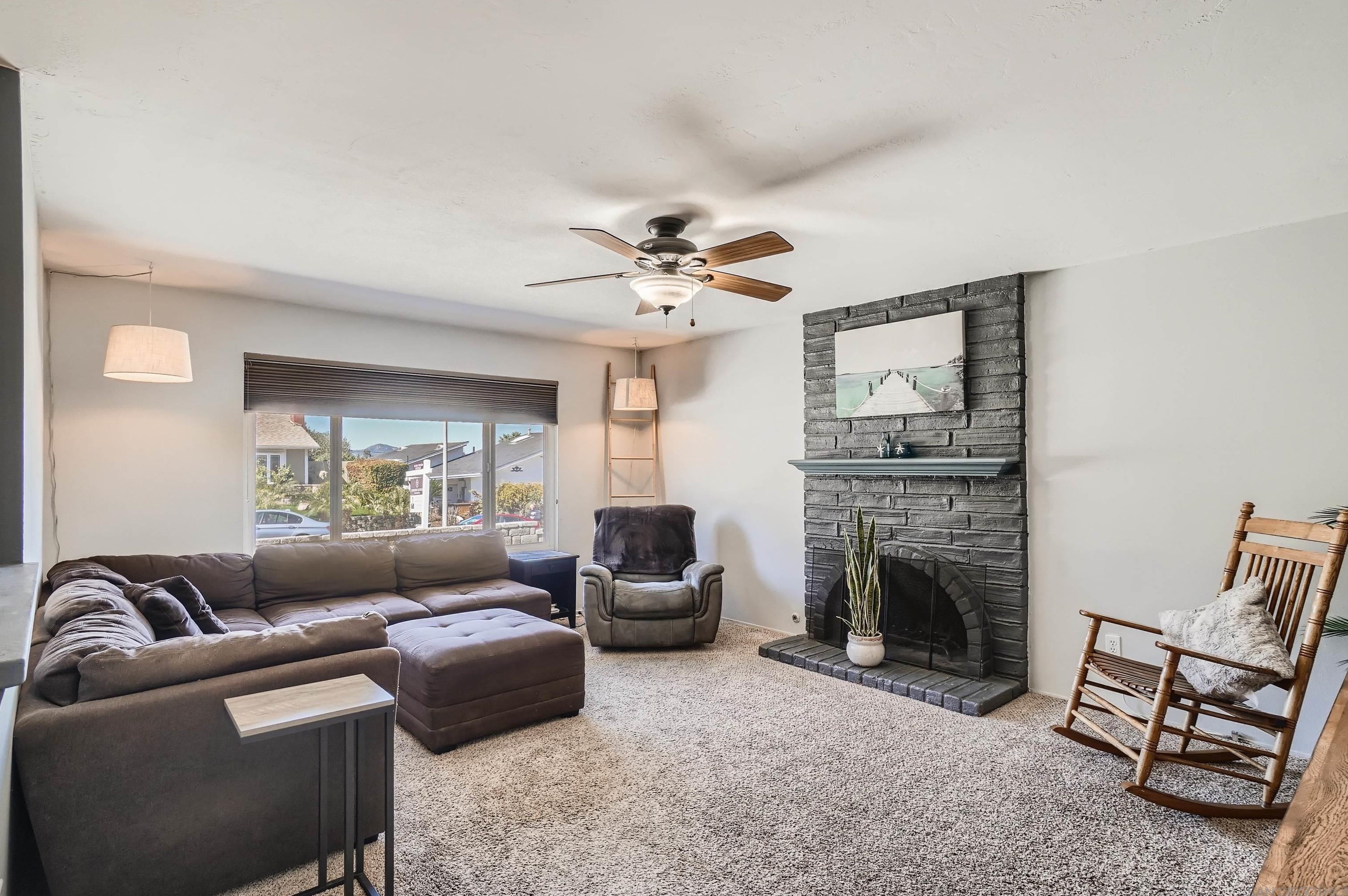 1087 Ellen Ln, El Cajon, CA 92019