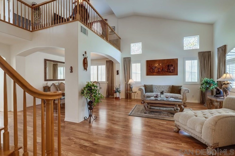1070 Mount Dana Dr, Chula Vista, CA 91913-2846
