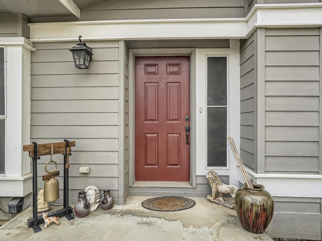 16061 Wood Valley Trl, Jamul, CA 91935-2311