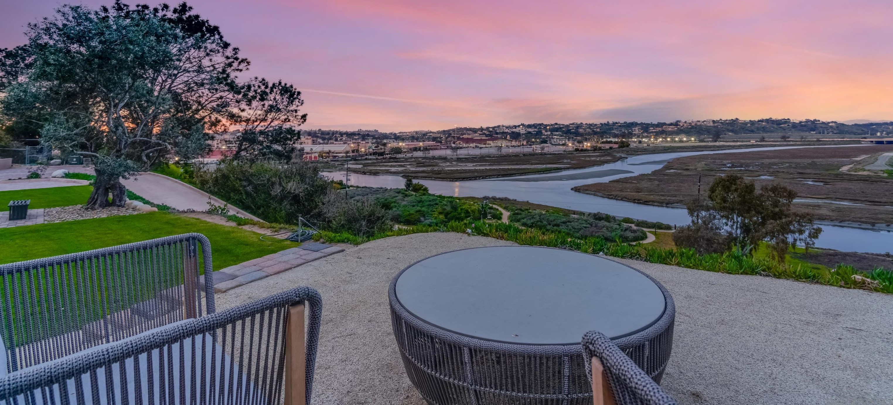 2136 San Dieguito Dr, Del Mar, CA 92014-2223