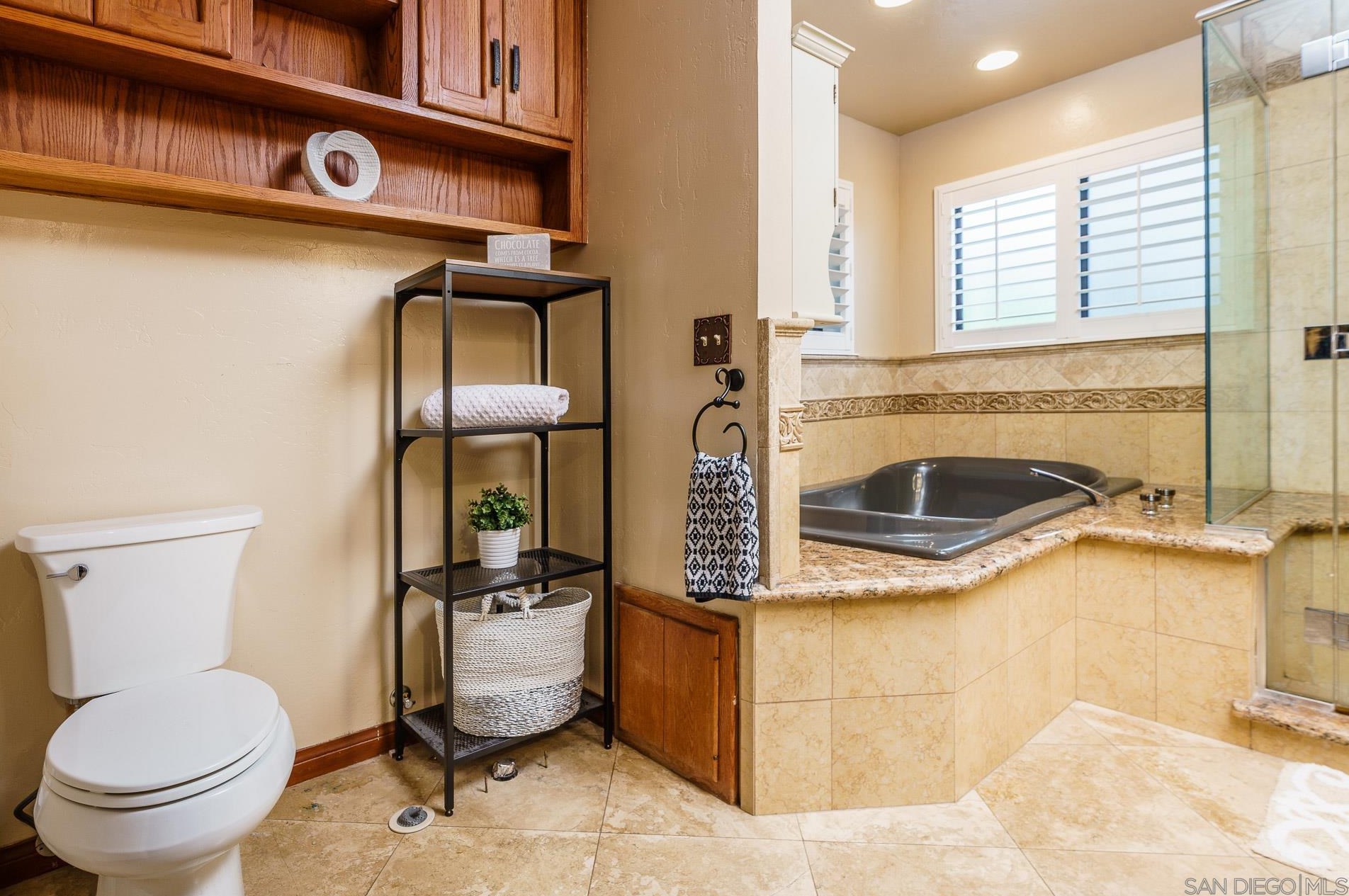 8655 Golf Dr, Spring Valley CA  91977-2011 exterior