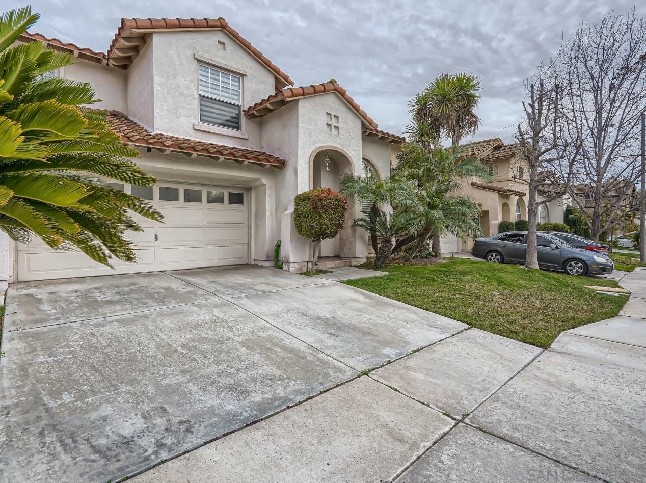 749 Whispering Trails Dr, Chula Vista, CA 91914-2422