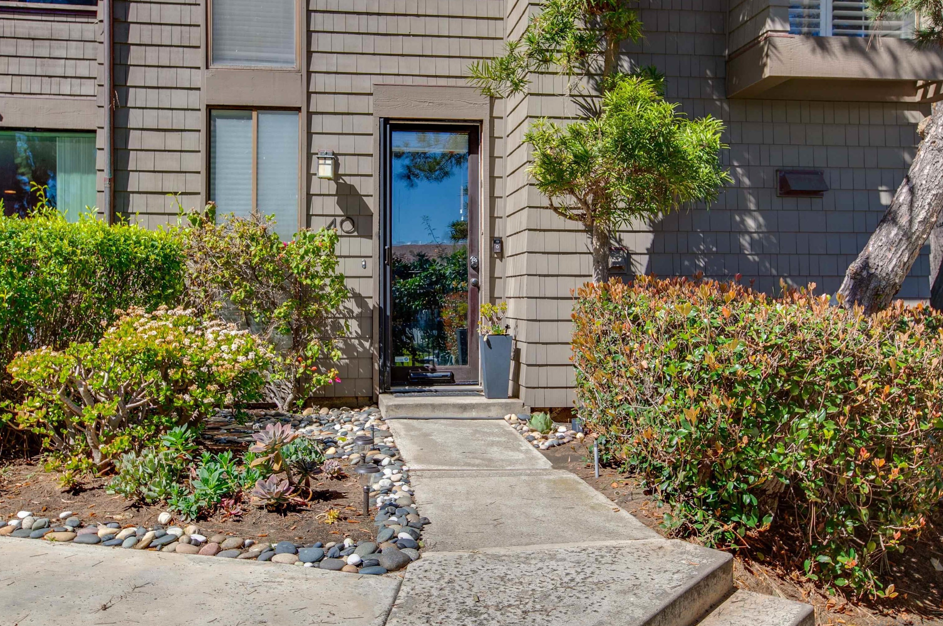 675 Sierra Ave, Solana Beach, CA 92075-3200