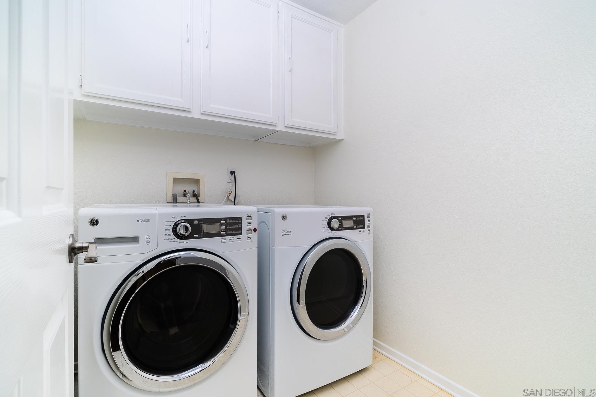 2425 Steamboat Springs Ct, Chula Vista CA  91915-2223 exterior