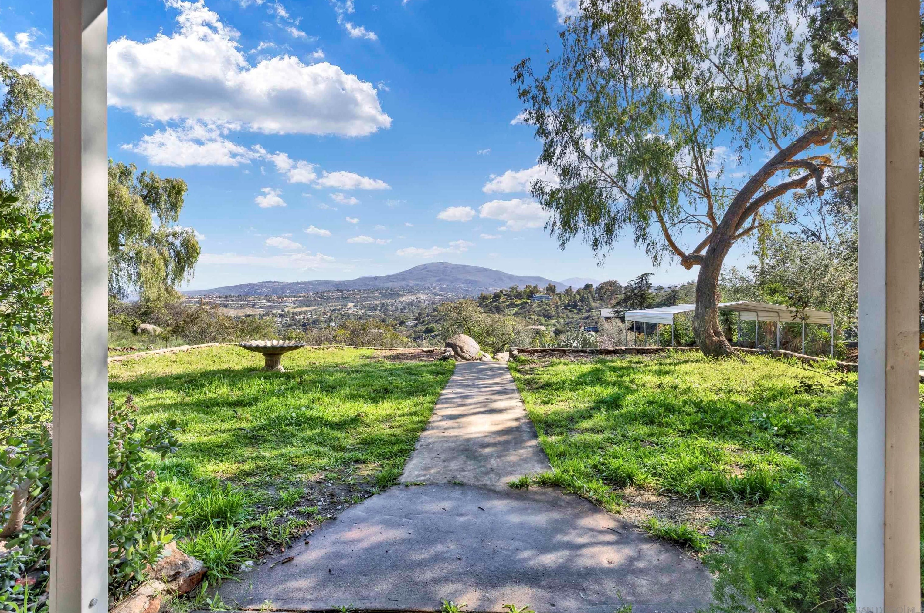 1934 Lilac Ln, Alpine, CA 91901