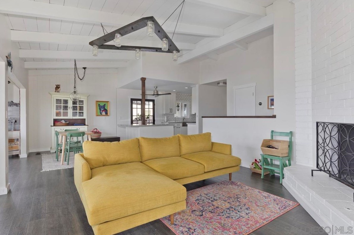 8080 Pasadena Ave, La Mesa, CA 91941