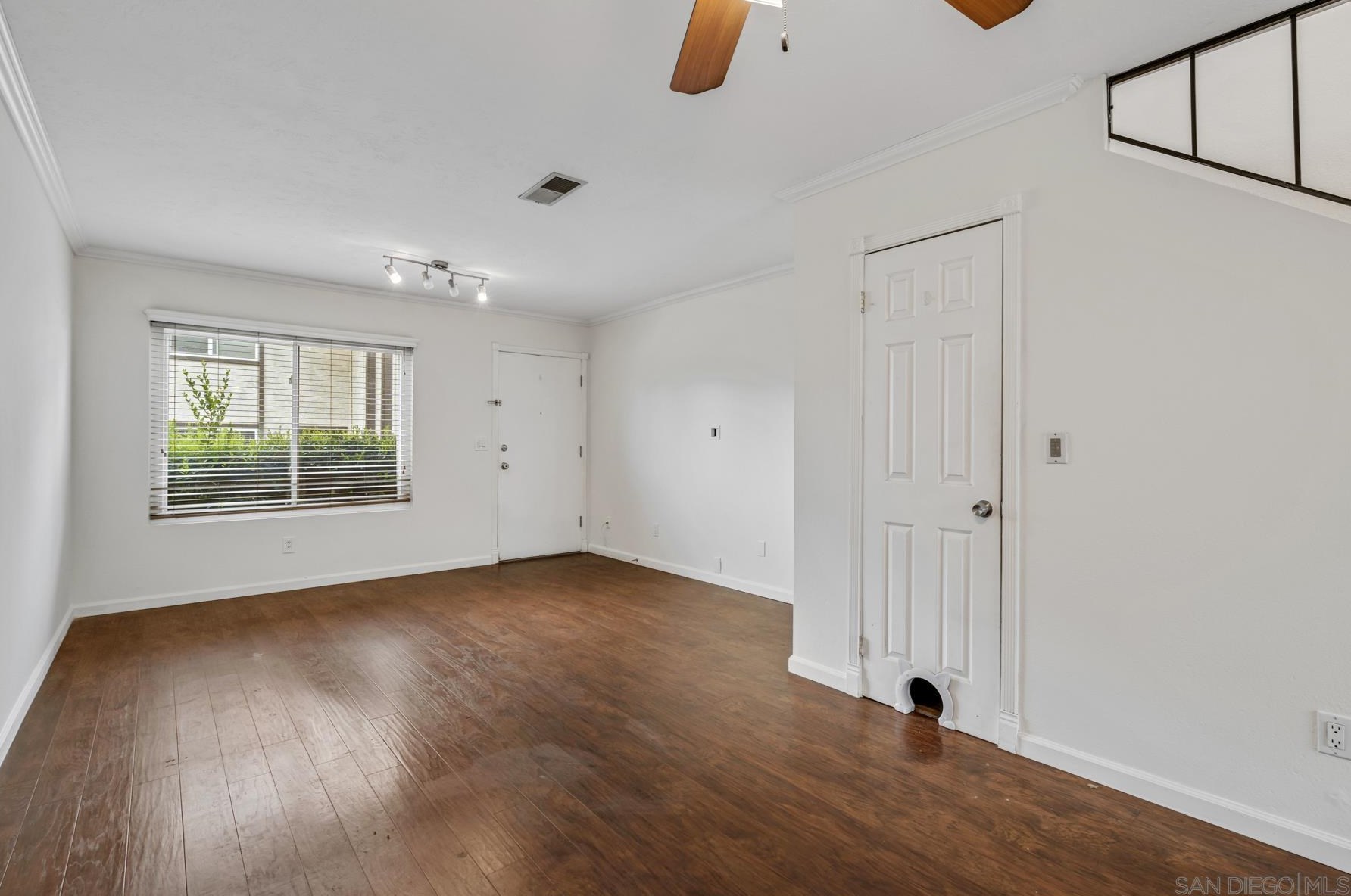 10340 Restful Ct, Santee, CA 92071