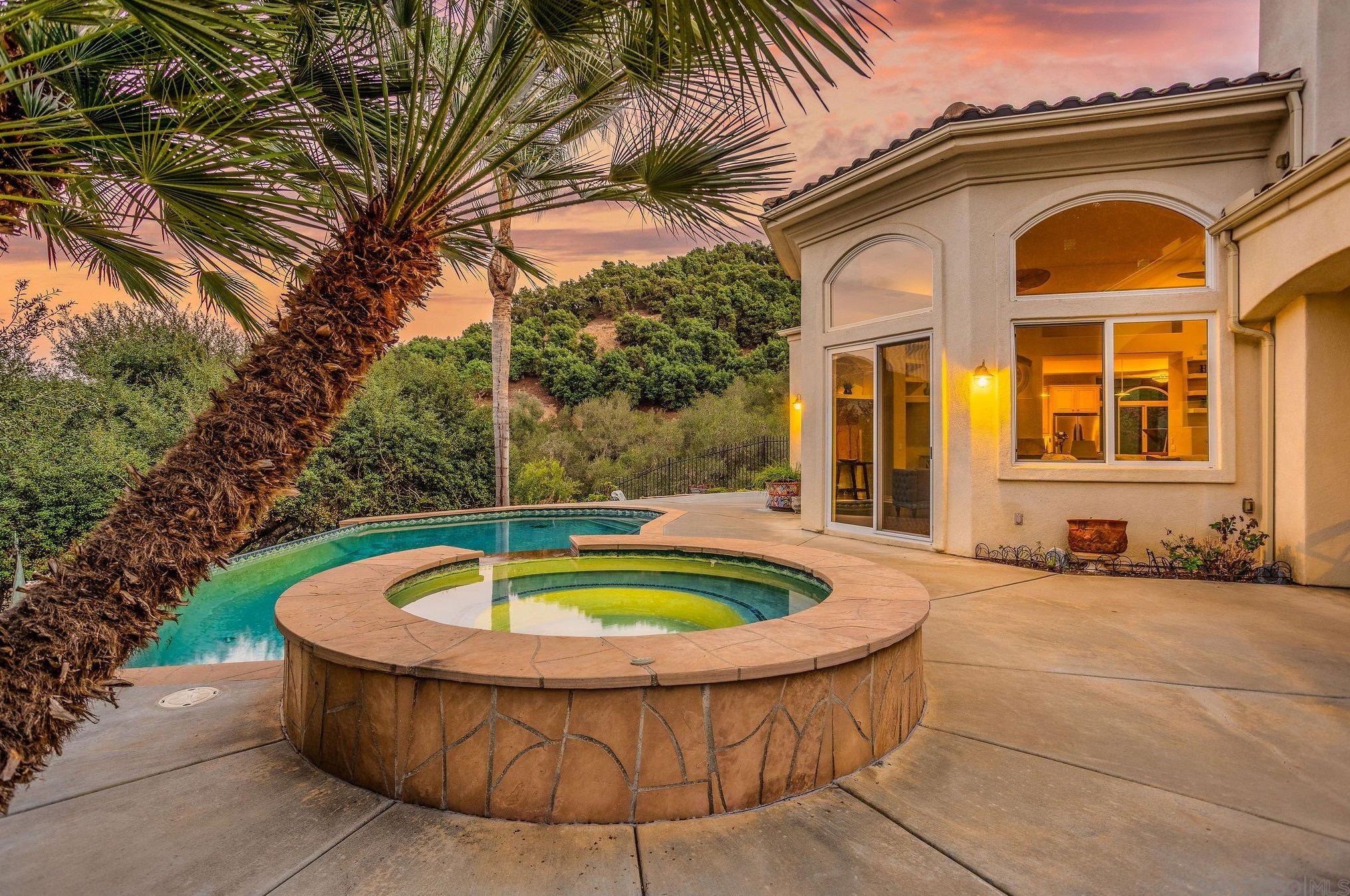 4003 Millagra Dr, Fallbrook CA  92028-8674 exterior