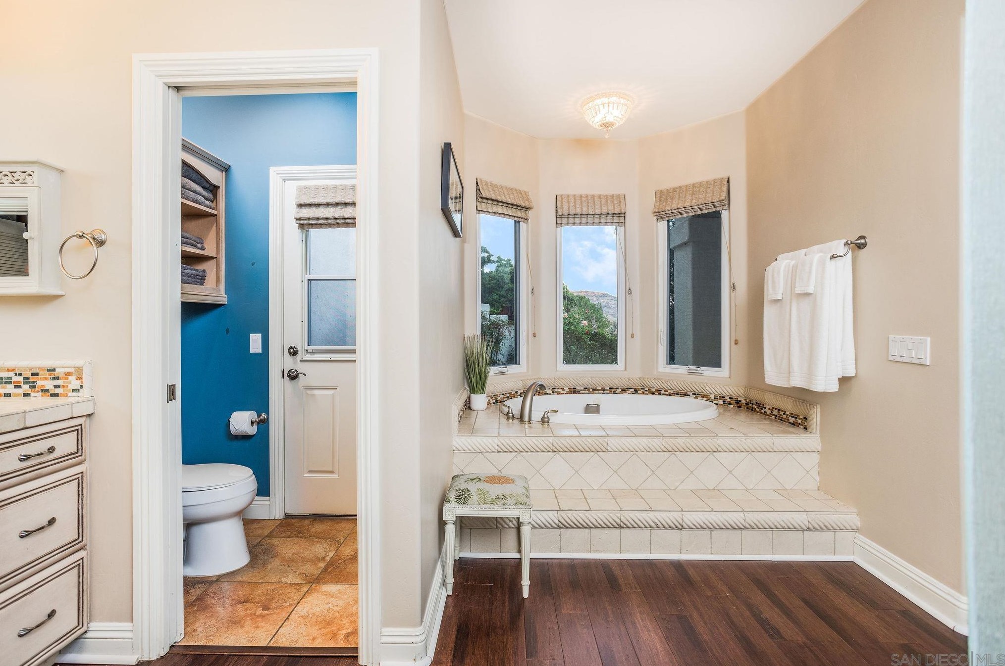 4003 Millagra Dr, Fallbrook CA  92028-8674 exterior