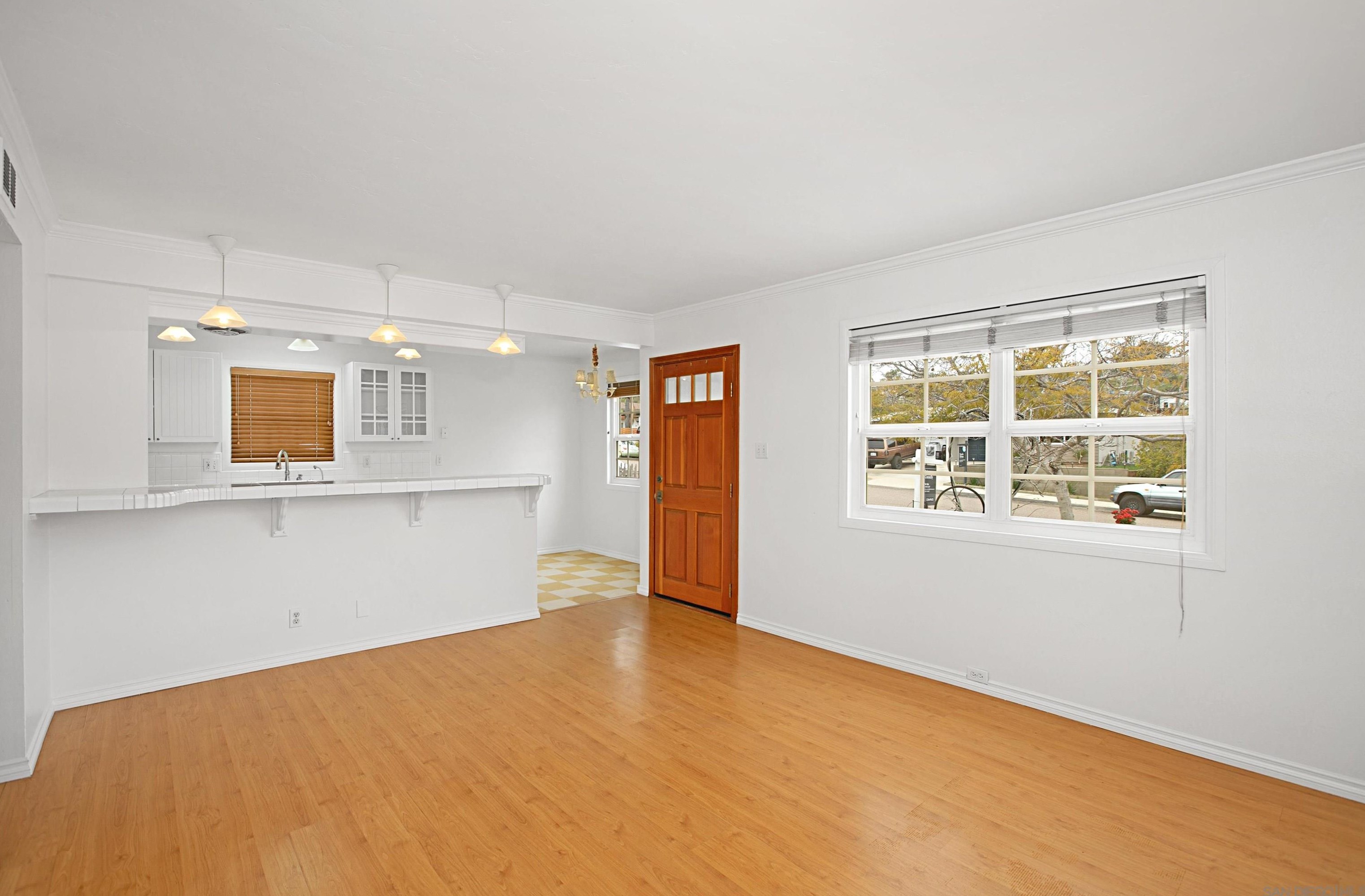 244 Rosebay Dr, Encinitas, CA 92024