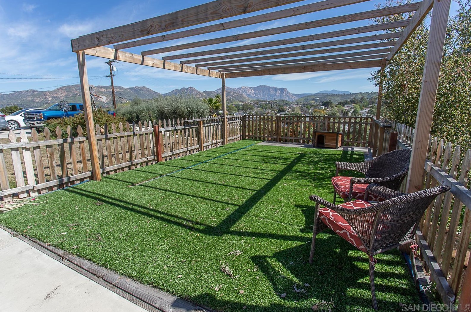12524 Lemon Crest Dr, Lakeside, CA 92040