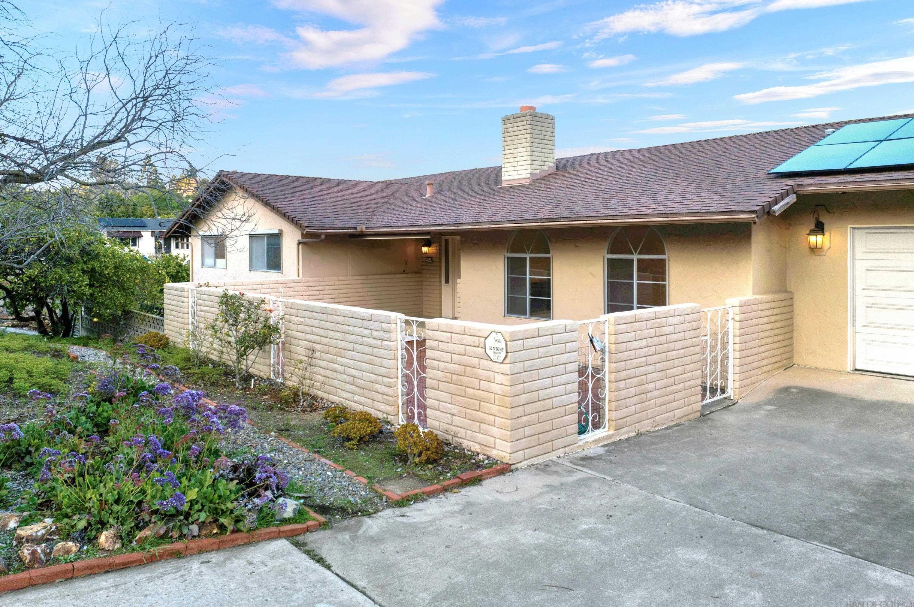 4351 Crestview Dr, La Mesa, CA 91941