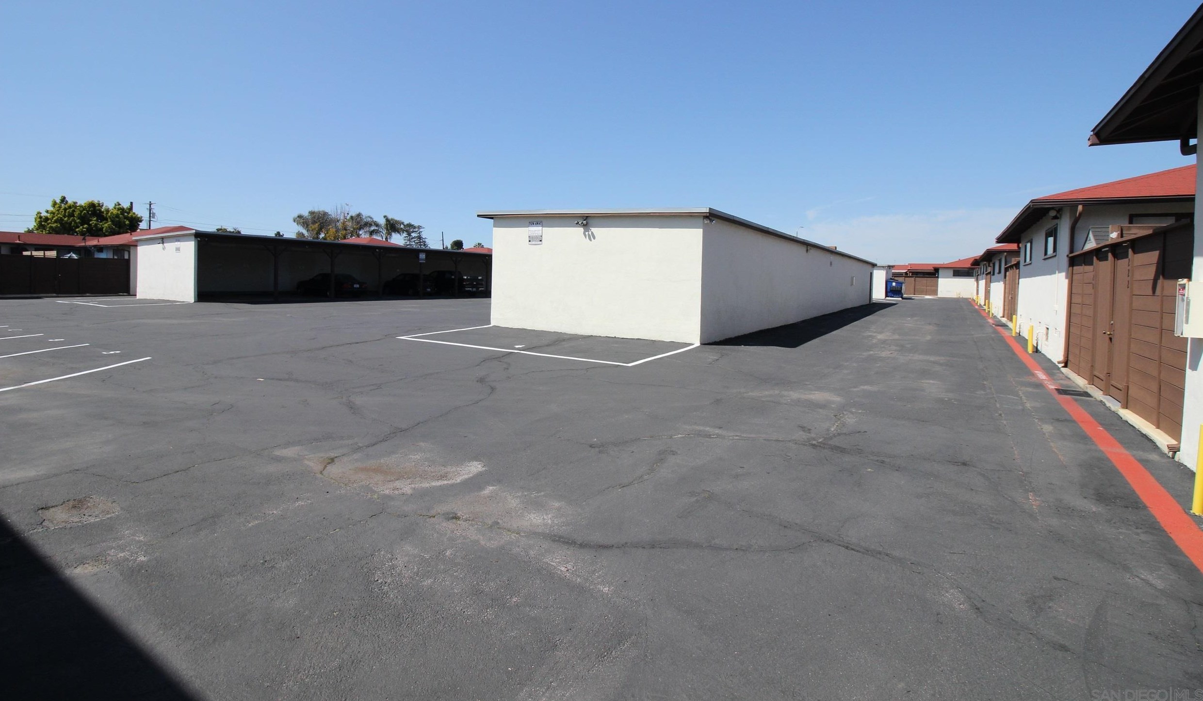 214 Twin Oaks Ave, Chula Vista CA  91910-2713 exterior