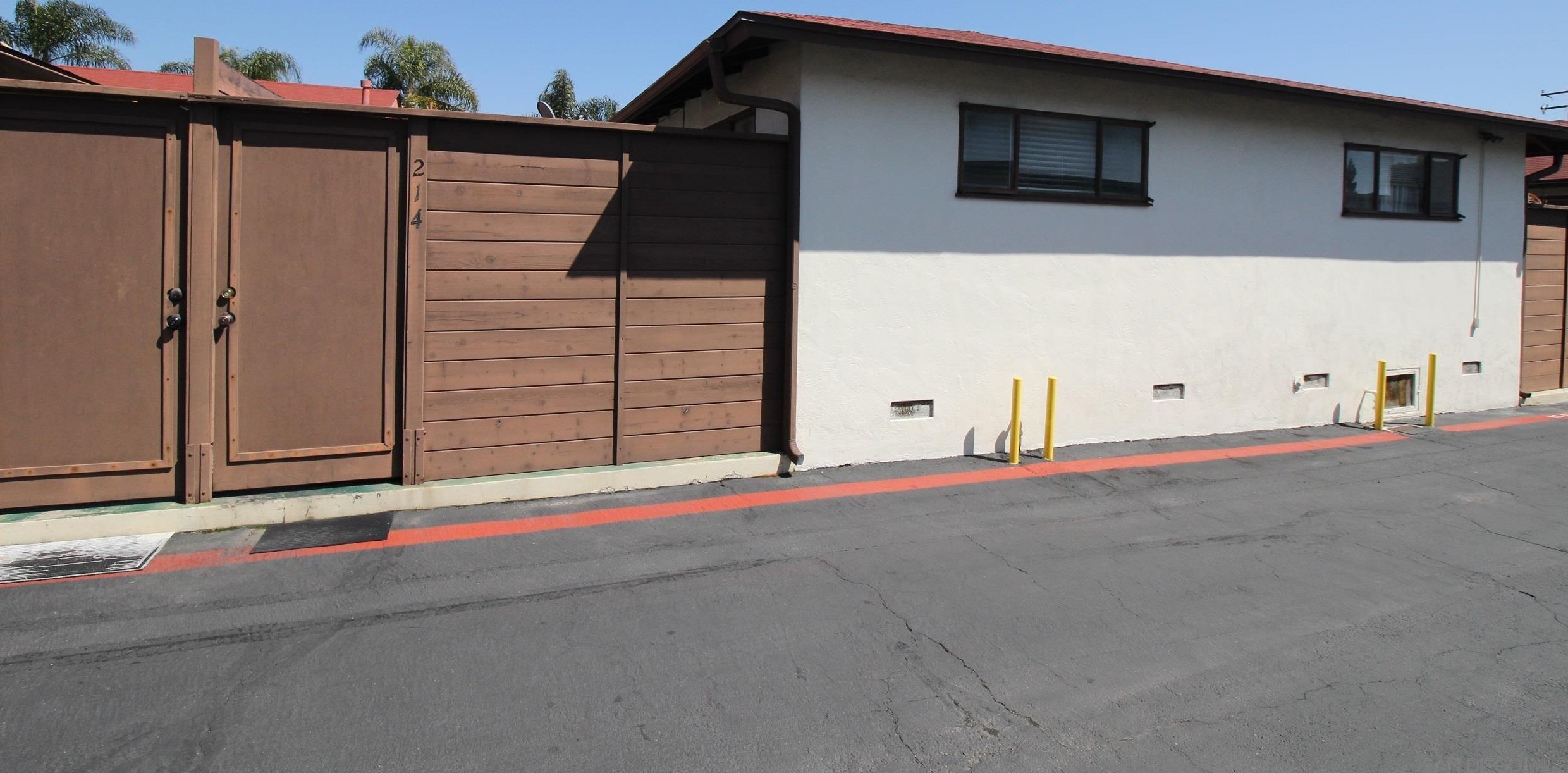 214 Twin Oaks Ave, Chula Vista CA  91910-2713 exterior