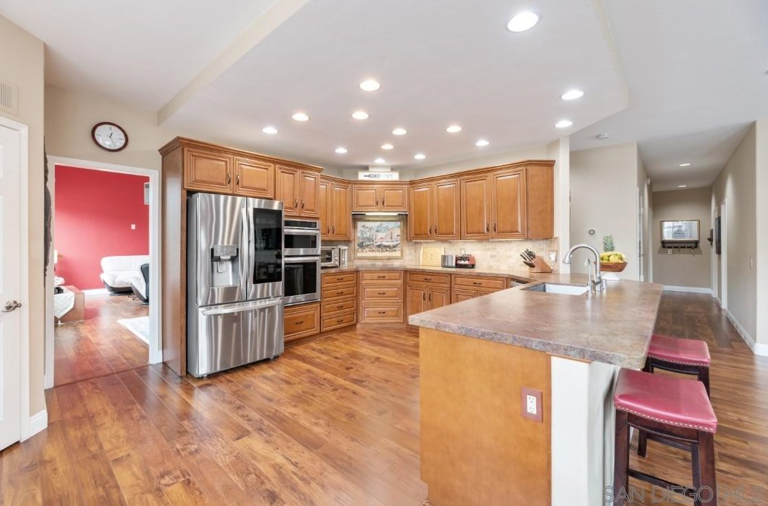 14232 Primrose Ct, Poway CA  92064-2348 exterior