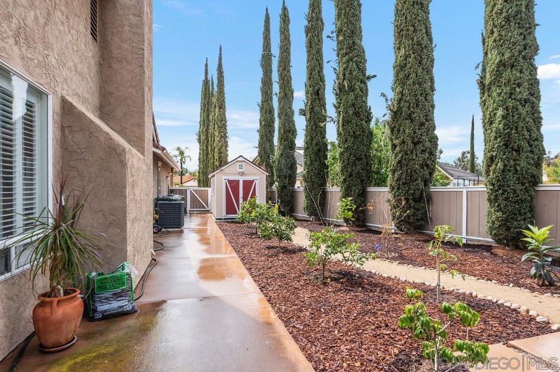 14232 Primrose Ct, Poway CA  92064-2348 exterior