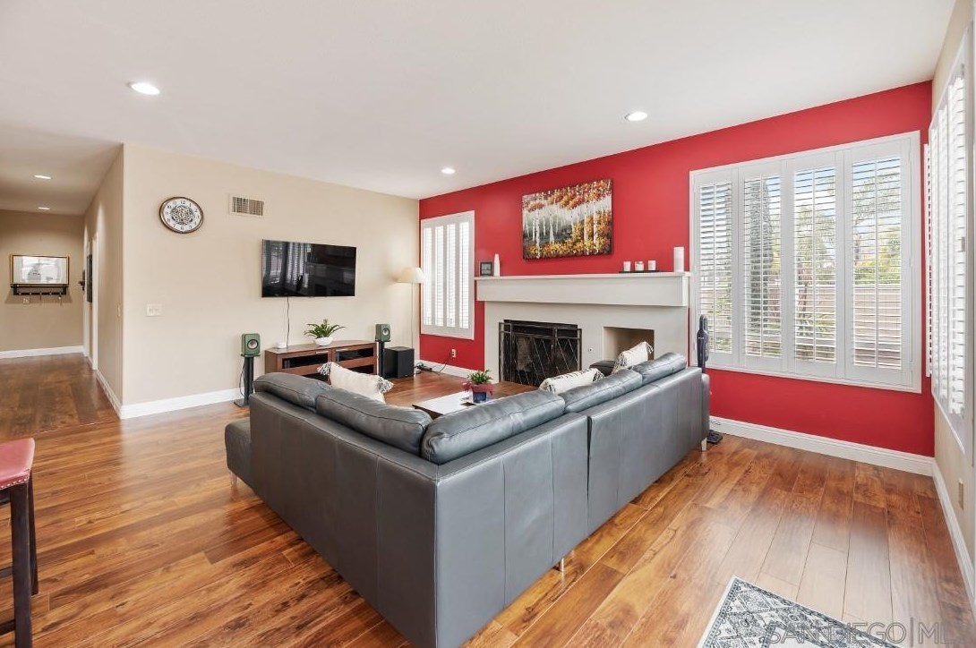 14232 Primrose Ct, Poway CA  92064-2348 exterior