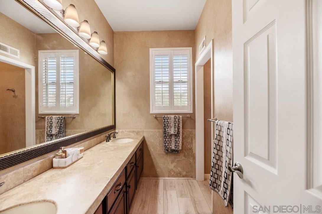 14232 Primrose Ct, Poway CA  92064-2348 exterior