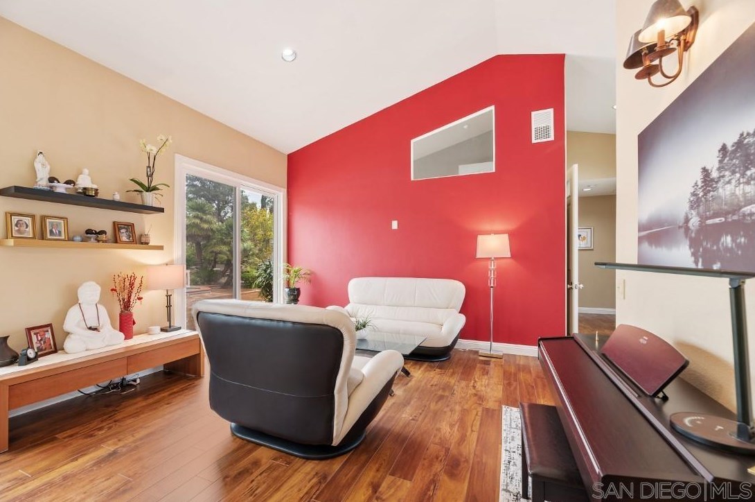 14232 Primrose Ct, Poway CA  92064-2348 exterior