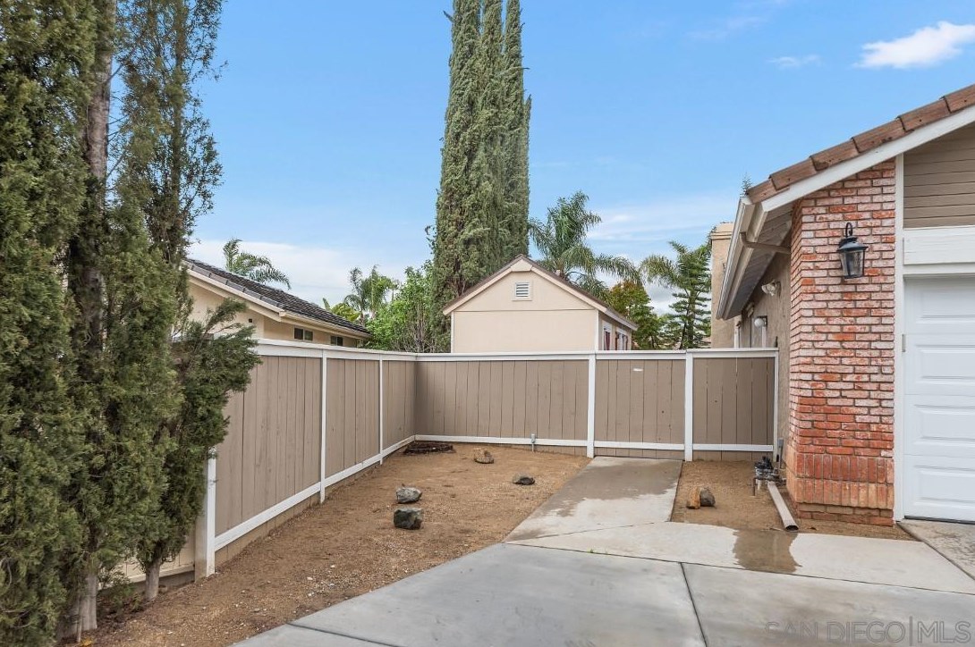 14232 Primrose Ct, Poway CA  92064-2348 exterior