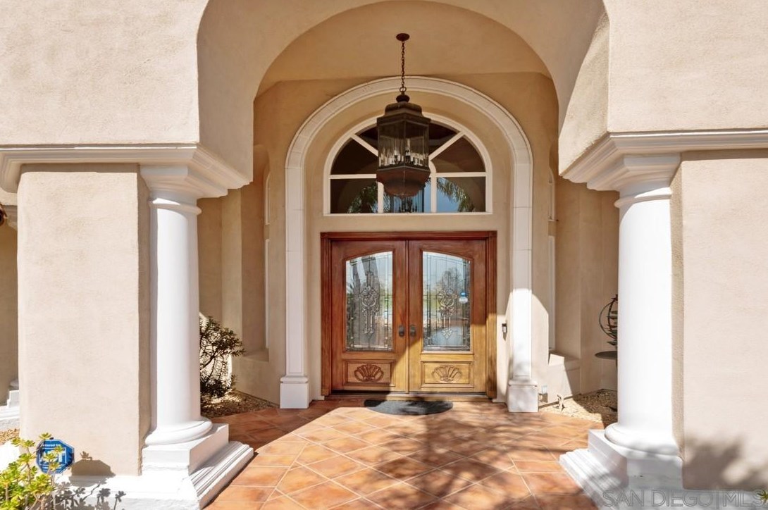 15112 Huntington Gate Dr, Poway, CA 92064