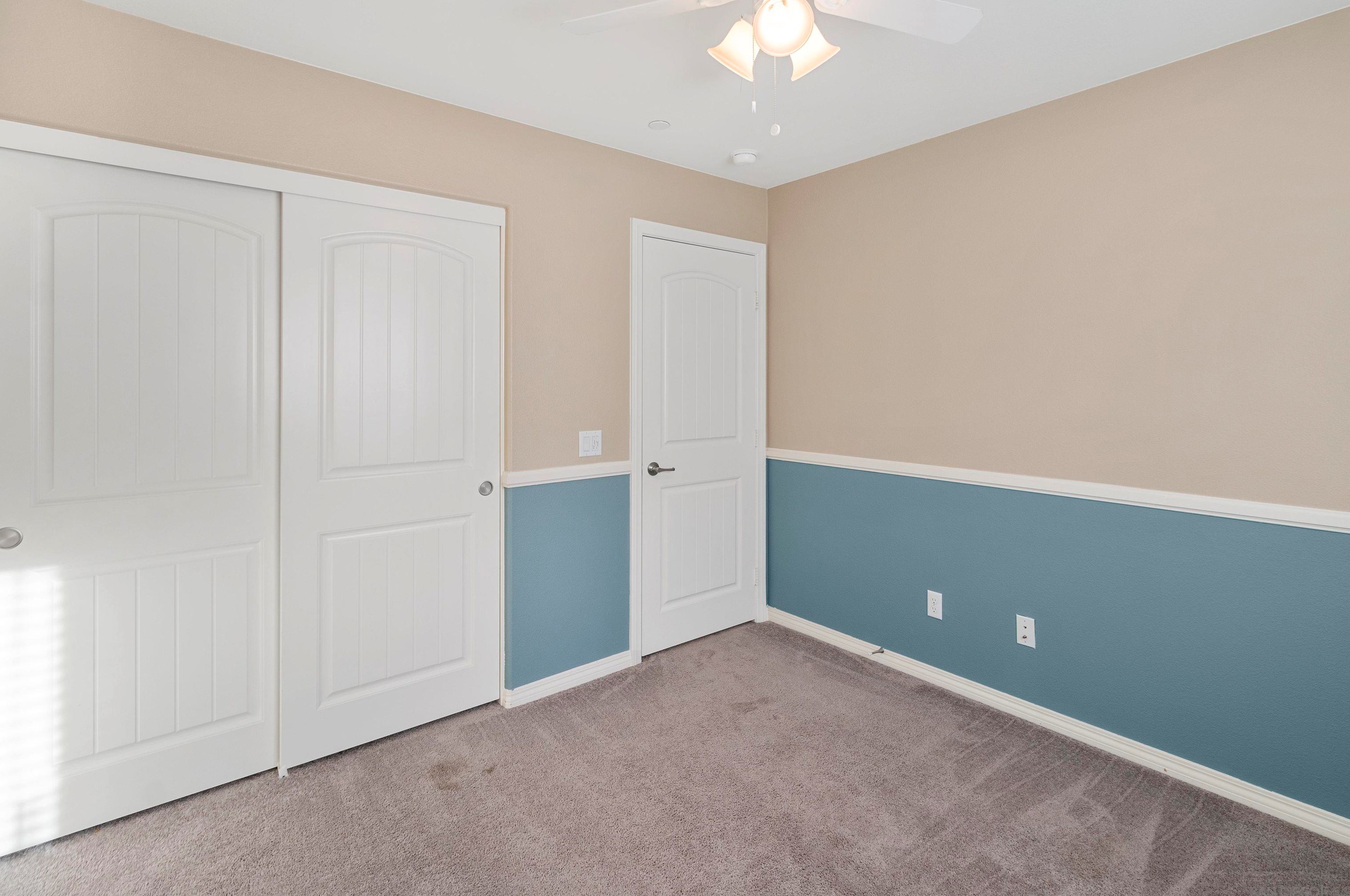 31584 Blossom Hill Ct, Murrieta CA  92563-3327 exterior